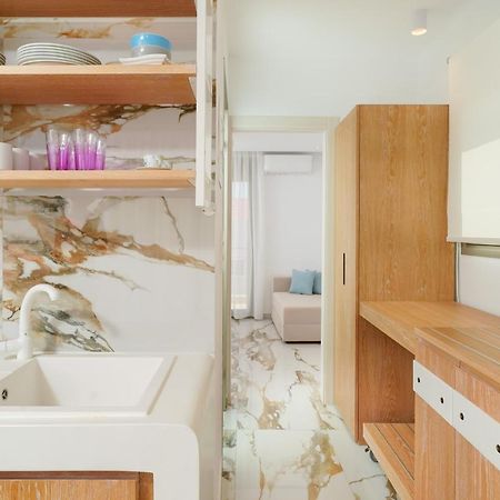 Athina Palace Luxurious Appartments Потос Екстериор снимка
