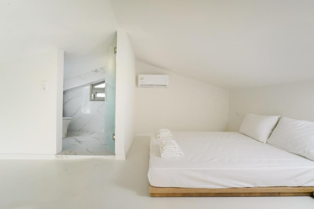 Athina Palace Luxurious Appartments Потос Екстериор снимка