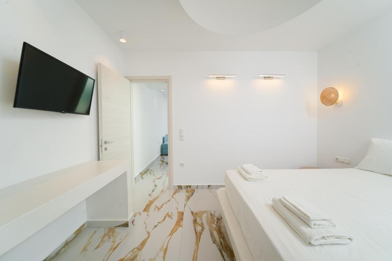 Athina Palace Luxurious Appartments Потос Екстериор снимка